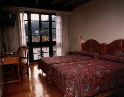 Apartamentos Cuevas Del Mar นูเอวา เด ยาเนส ภายนอก รูปภาพ