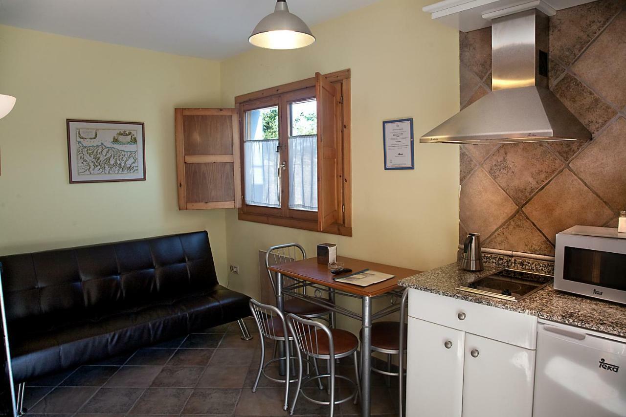 Apartamentos Cuevas Del Mar นูเอวา เด ยาเนส ภายนอก รูปภาพ