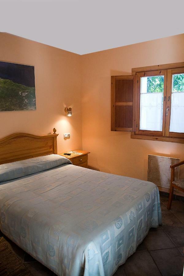 Apartamentos Cuevas Del Mar นูเอวา เด ยาเนส ภายนอก รูปภาพ
